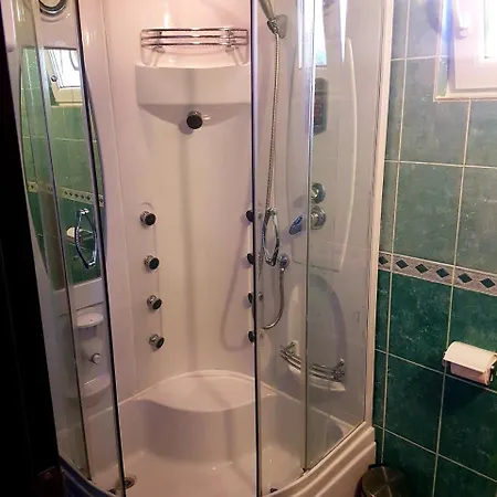 Cozy House Decebal 3* 克卢日-纳波卡